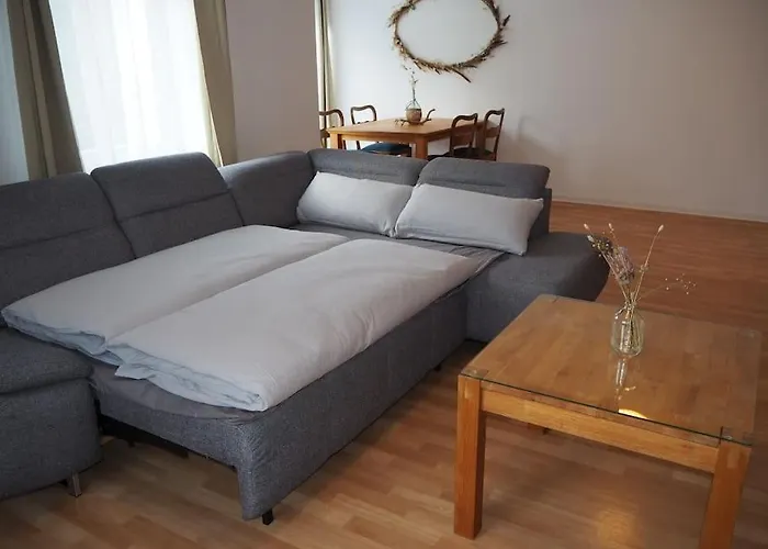 Elegante & Stilvolle 2,5 Raum Wohnung